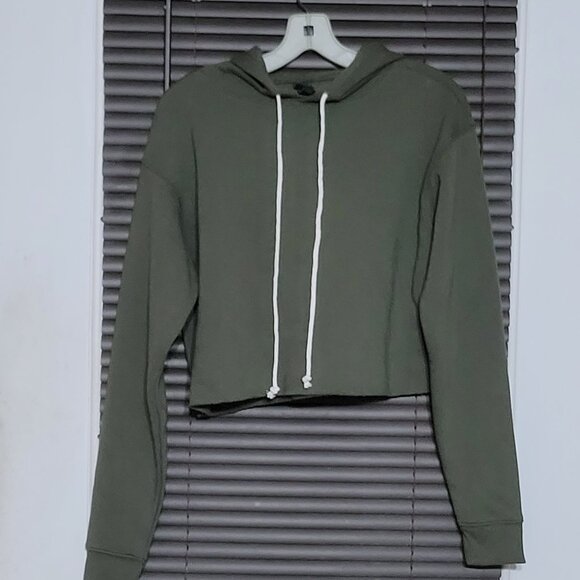 Wild Fable womans crop style hoodie size xs - Picture 1 of 10